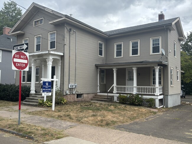 34 Fair St in Wallingford, CT - Building Photo - Building Photo