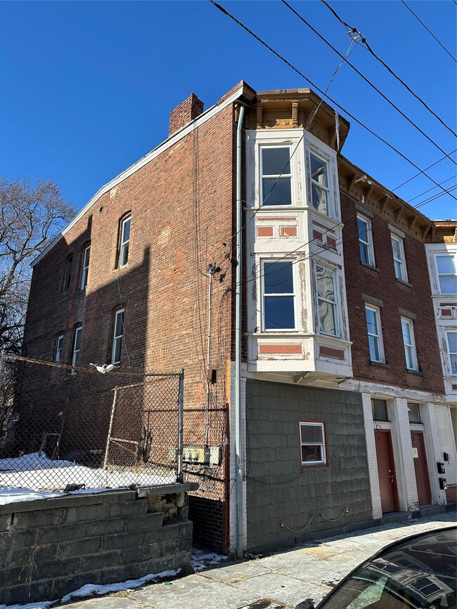 11 Liberty St in Newburgh, NY - Building Photo - Building Photo