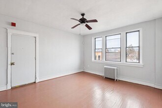 7250 Chestnut St-Unit -C--302 in Upper Darby Township, PA - Building Photo - Building Photo