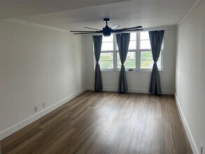 3095 N Course Dr, Unit 809 in Pompano Beach, FL - Building Photo - Building Photo