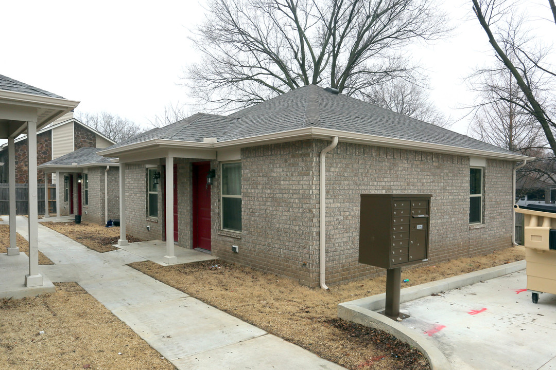 4901 S Fulton Ave in Tulsa, OK - Foto de edificio