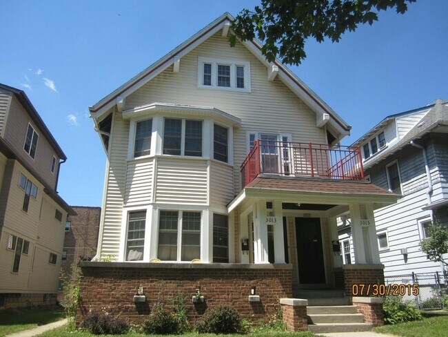 property at 3013 N Murray Ave