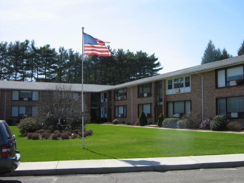 110 Main St, Unit 130 in Agawam, MA - Building Photo