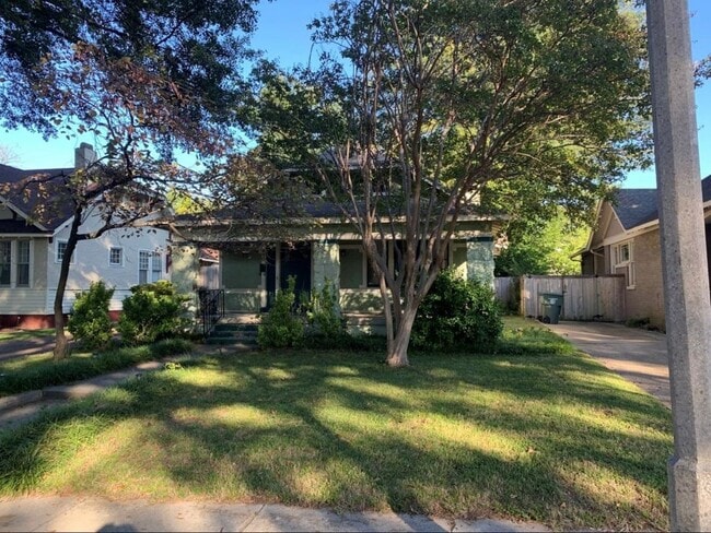 property at 450 Garland St