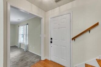 517 Laurel Tree Ln in Simpsonville, SC - Building Photo - Building Photo