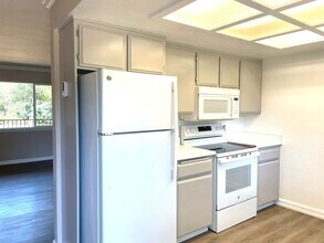 10941 Badger Ct in Penn Valley, CA - Building Photo - Building Photo