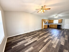 2412 Cimmaron Dr in Ardmore, OK - Building Photo - Building Photo