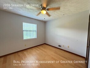 2996 Spanish Oak Dr SW in Lilburn, GA - Building Photo - Building Photo
