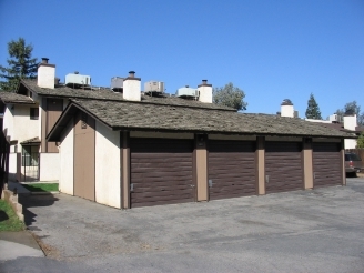 5813 Fairfax Rd in Bakersfield, CA - Foto de edificio - Building Photo