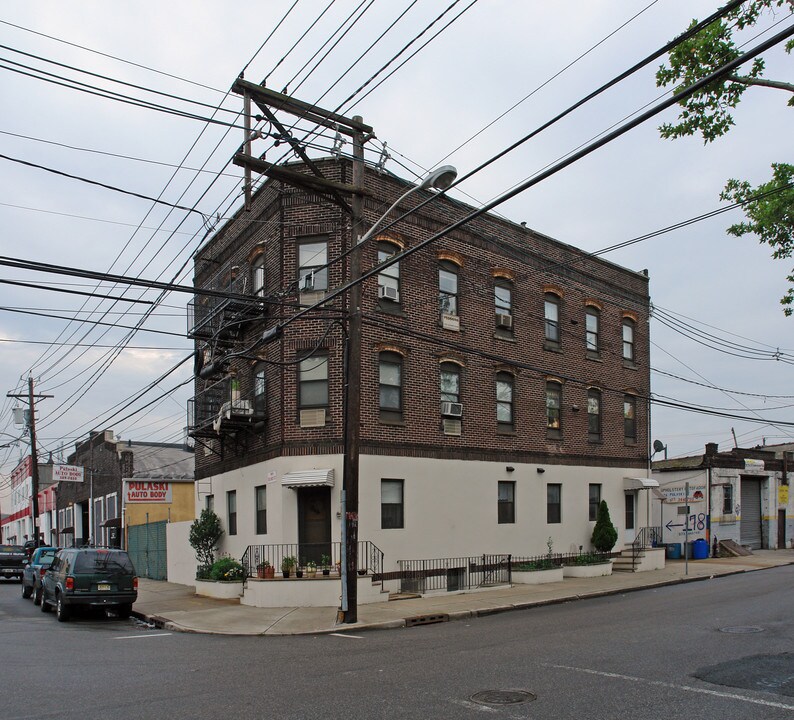 181 Delancy St in Newark, NJ - Foto de edificio