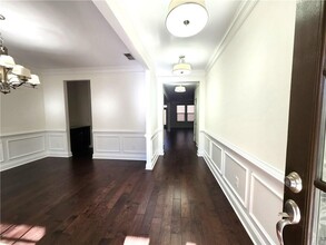 830 Grove Valley Dr in Cumming, GA - Building Photo - Building Photo