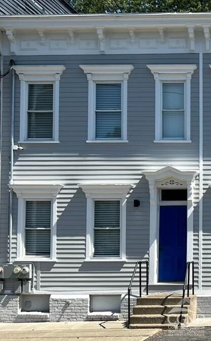 516 State St in Hudson, NY - Building Photo