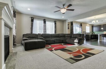 13897 Ashgrove Cir in Parker, CO - Building Photo - Building Photo