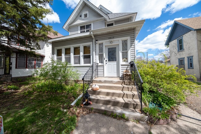 property at 2513 Monroe St NE