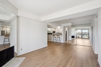 601 Van Ness Ave, Unit 1049 in San Francisco, CA - Building Photo - Building Photo