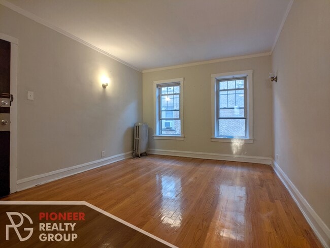 4912 N Hoyne Ave, Unit 2110-S2