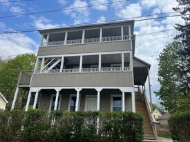 7 Rock St in Norwich, CT - Building Photo