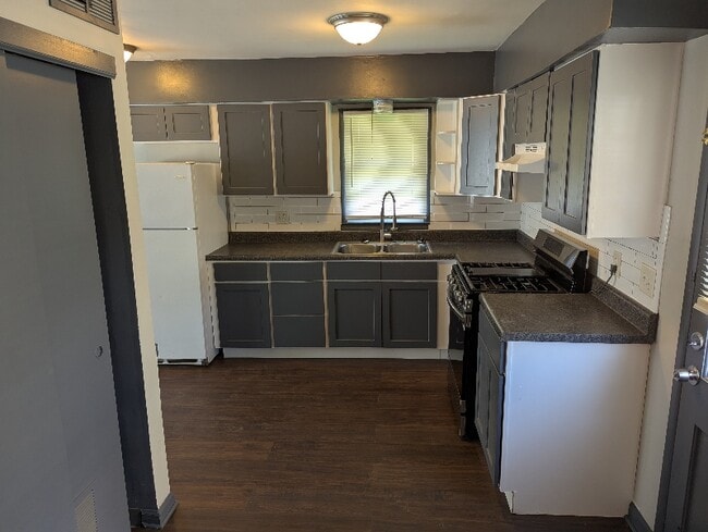 925 Scott Rd in Columbus, OH - Building Photo - Building Photo
