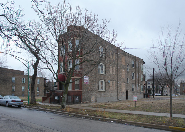 1443 S Drake Ave in Chicago, IL - Building Photo - Building Photo