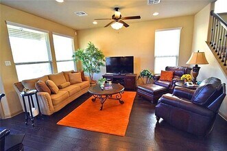 10504 Branden Ct in Austin, TX - Building Photo - Building Photo