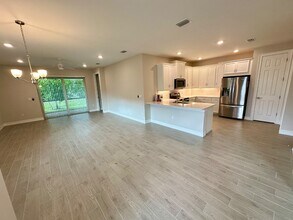 1079 Enbrook Lp in Naples, FL - Building Photo - Building Photo