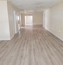 513 86th Ave N in St. Petersburg, FL - Building Photo - Building Photo