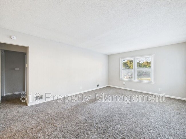 2700 Oakley Ave in Kansas City, MO - Building Photo - Building Photo