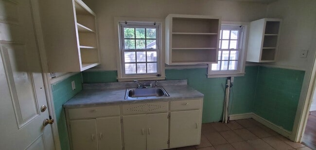 615 Julian St in Greensboro, NC - Building Photo - Building Photo