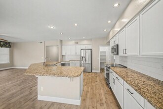 6772 W Sonnet Dr in Glendale, AZ - Building Photo - Building Photo
