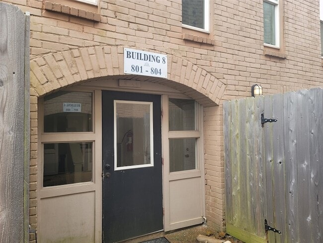 215 Postoffice St, Unit 801 in Galveston, TX - Building Photo - Building Photo