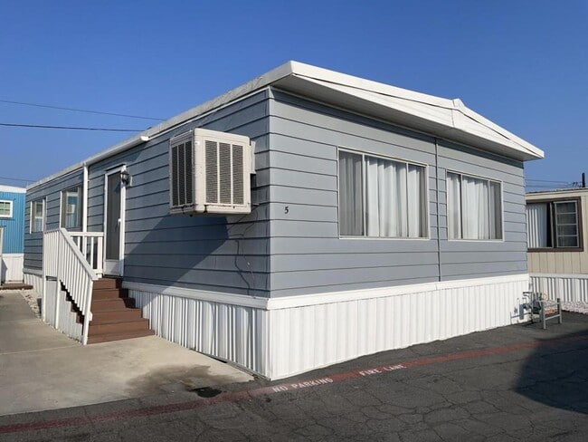 34447 Yucaipa Blvd in Yucaipa, CA - Building Photo - Building Photo