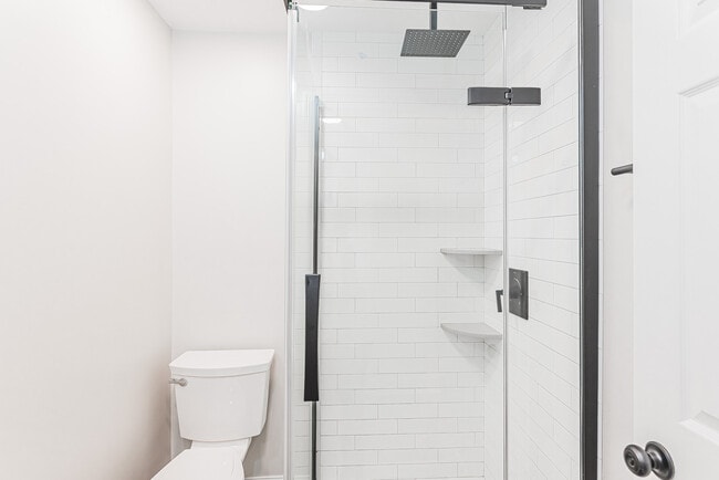 120 Berkshire St, Unit 6 in Cambridge, MA - Foto de edificio - Building Photo