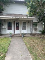 537 Studewood St in Houston, TX - Building Photo