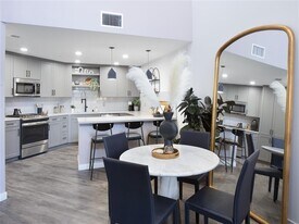 Alexan Gallerie in San Diego, CA - Building Photo