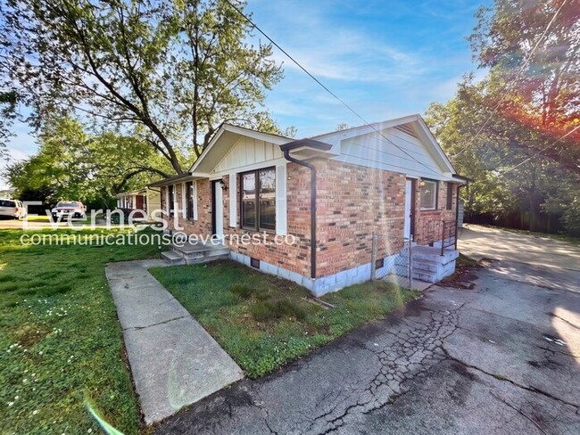 212 New Shackle Island Rd, Unit 3502 in Hendersonville, TN - Building Photo - Building Photo