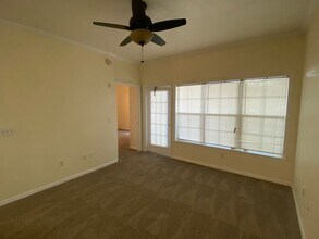 3561 Conroy Rd in Orlando, FL - Building Photo - Building Photo