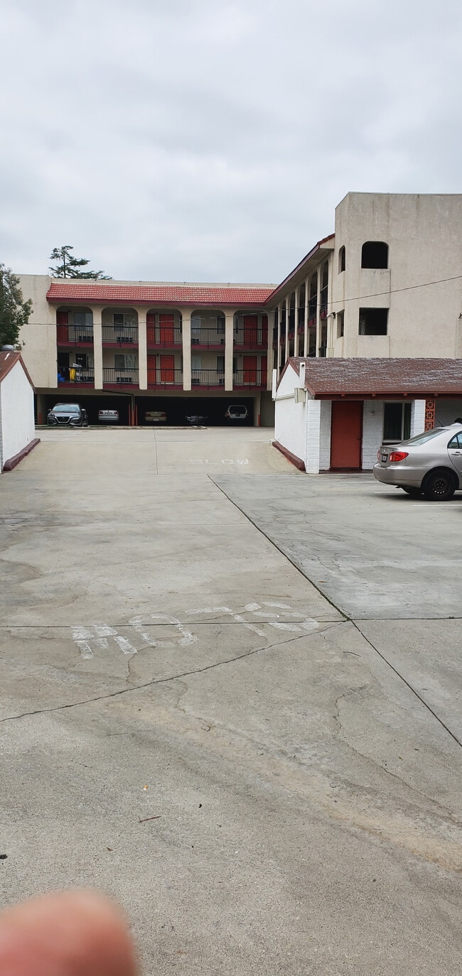 1515 E Colorado St in Glendale, CA - Building Photo - Building Photo