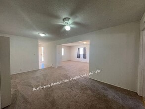 38962 180th St E in Palmdale, CA - Building Photo - Building Photo