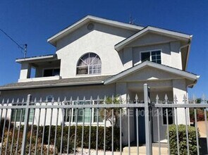 1639 W 205th St in Torrance, CA - Building Photo - Building Photo