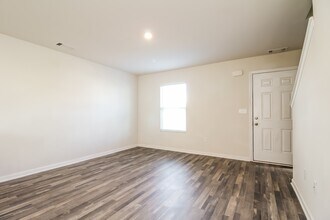 500 Wagon Trail in Duncan, SC - Building Photo - Building Photo