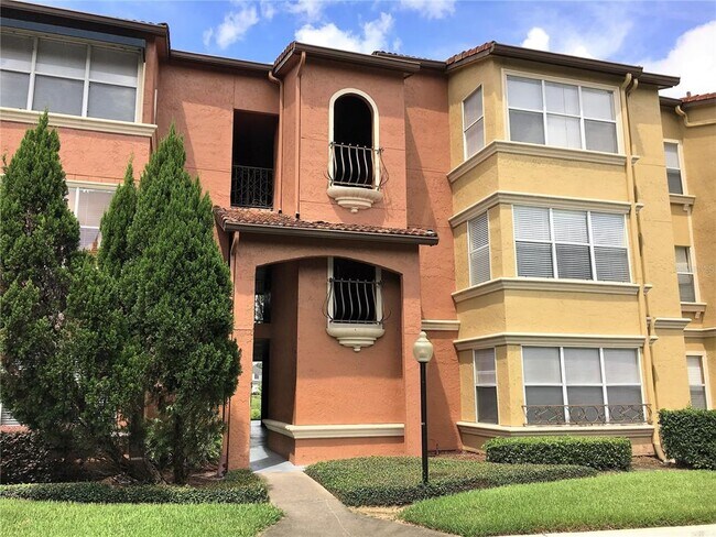 5160 Conroy Rd in Orlando, FL - Foto de edificio - Building Photo