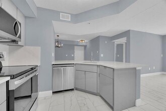 3809 NW Mediterranean Ln in Jensen Beach, FL - Building Photo - Building Photo