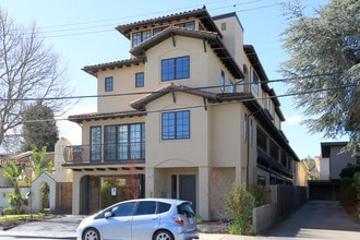 436 Laurel St in San Carlos, CA - Building Photo - Building Photo