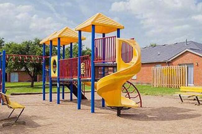Centerville Pointe Apartments in Garland, TX - Building Photo - Building Photo