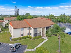 4737 Sable Pine Cir in West Palm Beach, FL - Building Photo