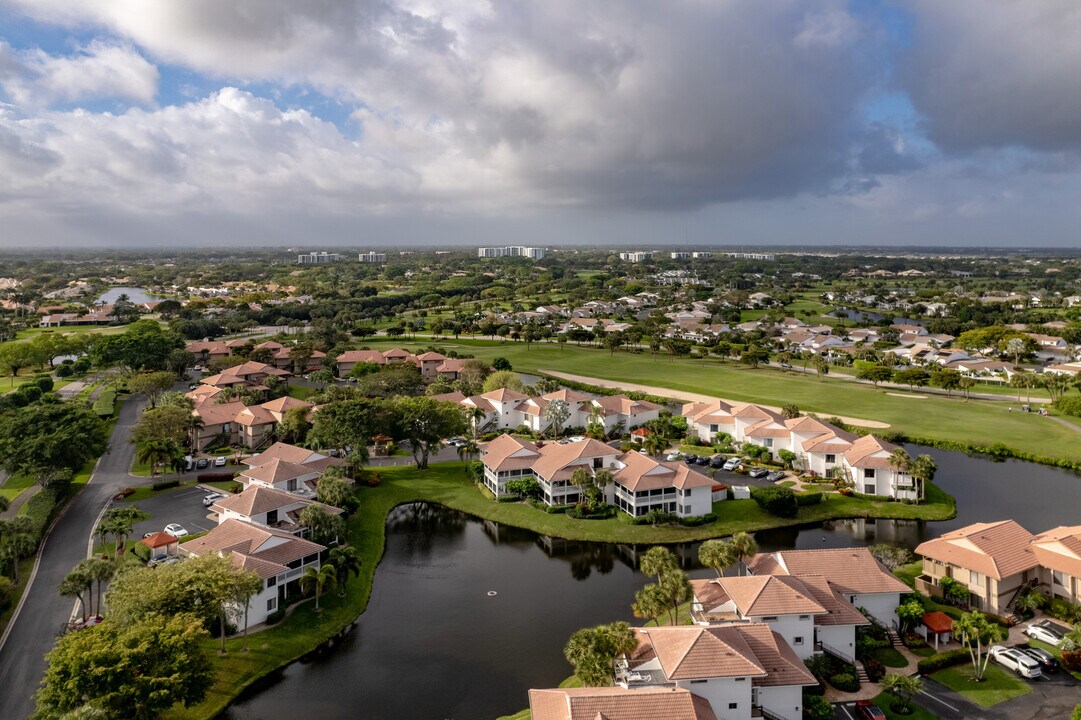Gardens Of Lakewood in Boca Raton, FL - Building Photo