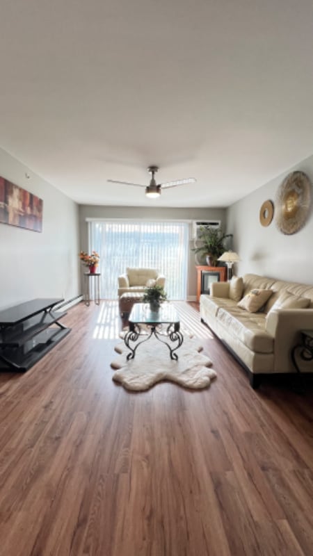 9958 S 84th Terrace, Unit 207 in Palos Hills, IL - Foto de edificio - Building Photo