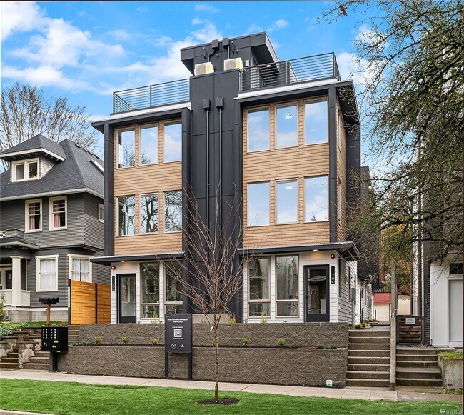 property at 1120B 16th Ave