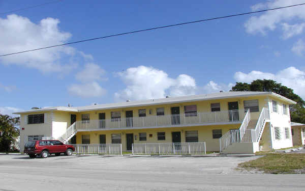 495 NW 41st St in Fort Lauderdale, FL - Building Photo - Building Photo