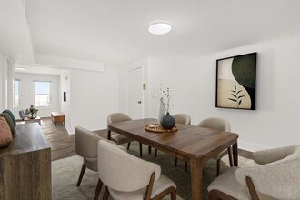 1919 W Chicago Ave in Chicago, IL - Building Photo - Building Photo